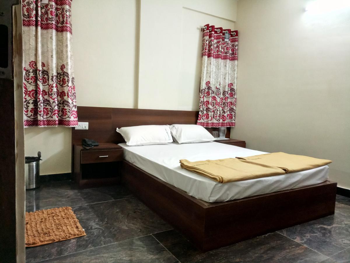Sapphire Stay Bangalore Buitenkant foto