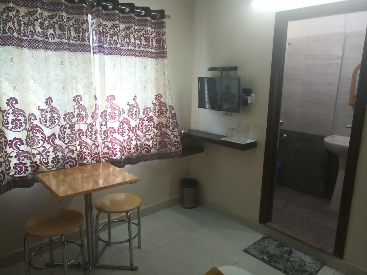 Sapphire Stay Bangalore Buitenkant foto